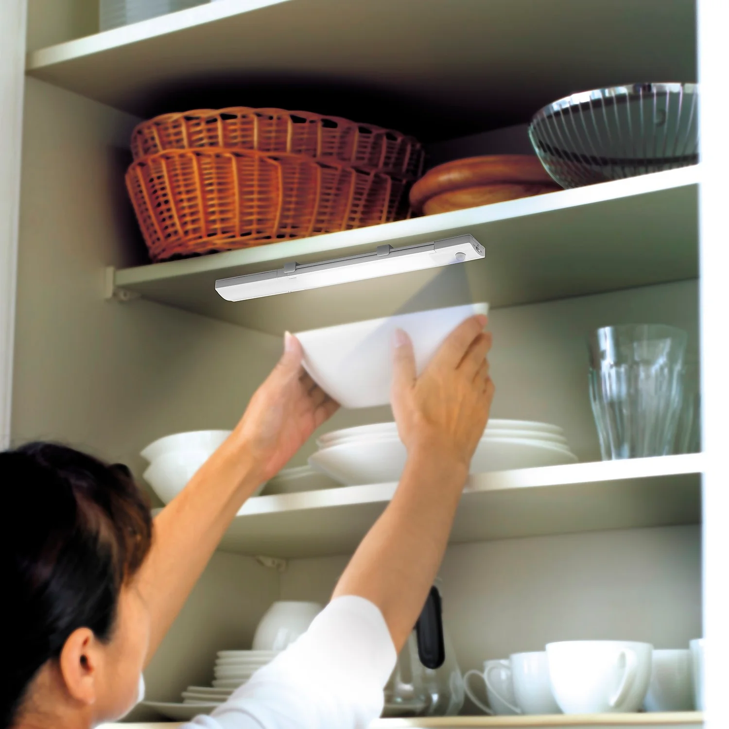 Arlec Lithium PIR LED Light Bar 28cm - Image 3