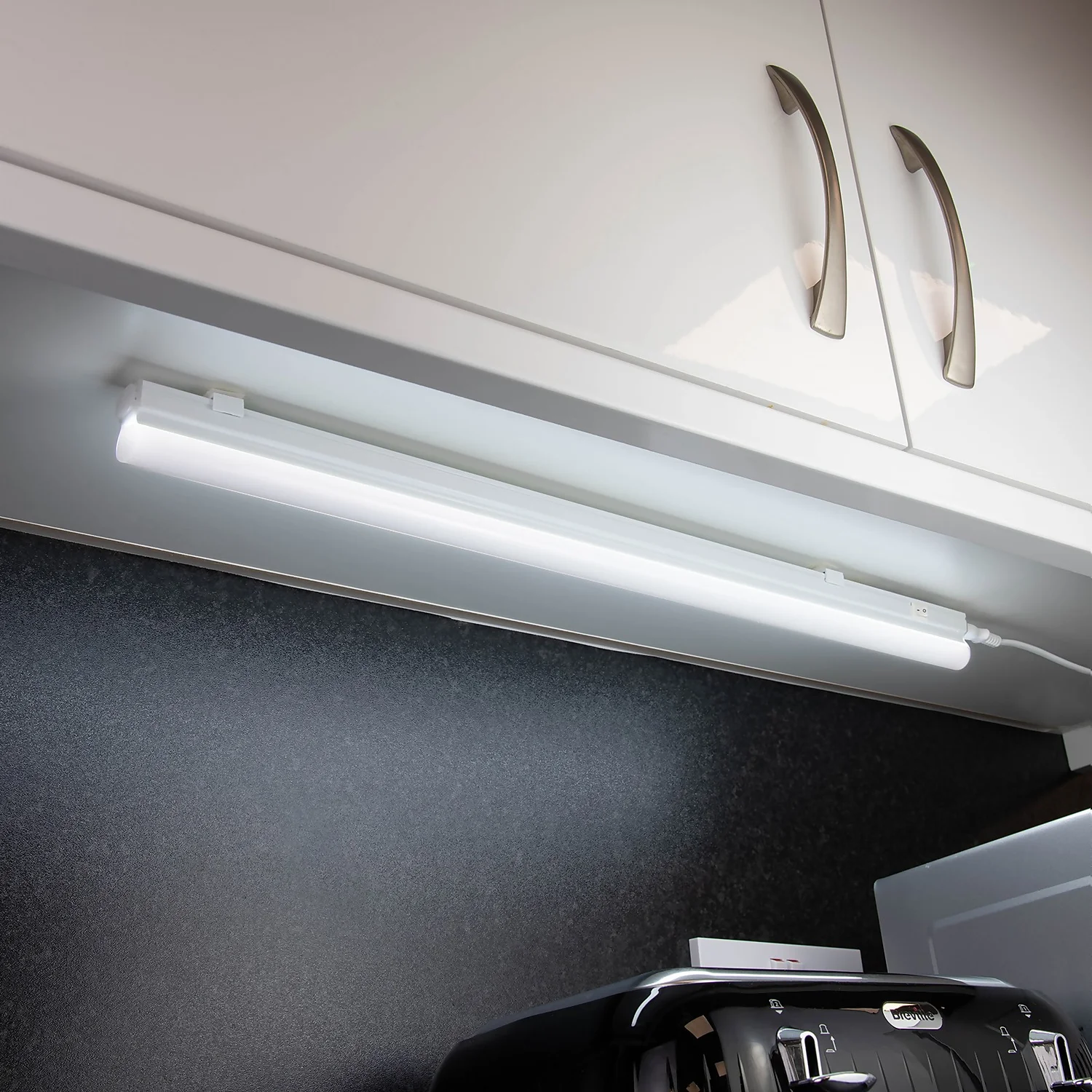 Arlec 8W Cool White Bar Light