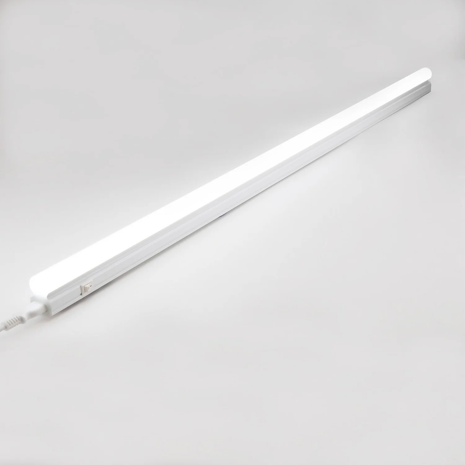 Arlec 12W Cool White Bar Light - Image 6