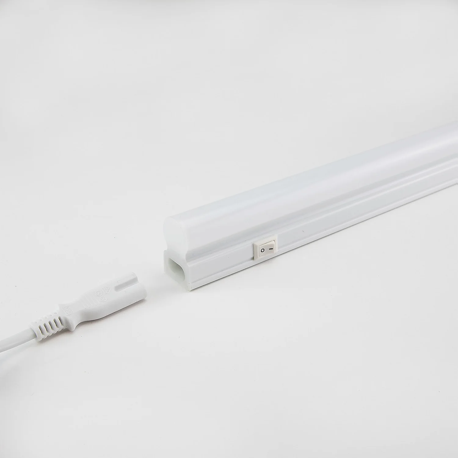 Arlec 12W Cool White Bar Light - Image 7
