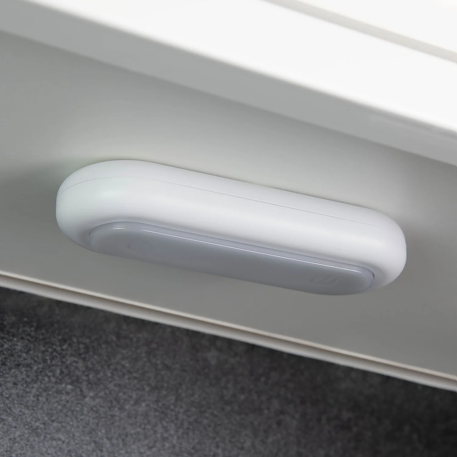 Arlec Small Push Light - Image 3