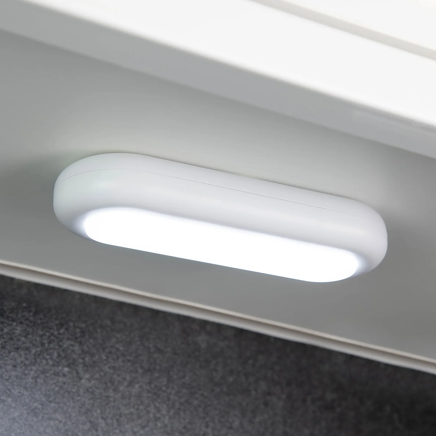 Arlec Small Push Light