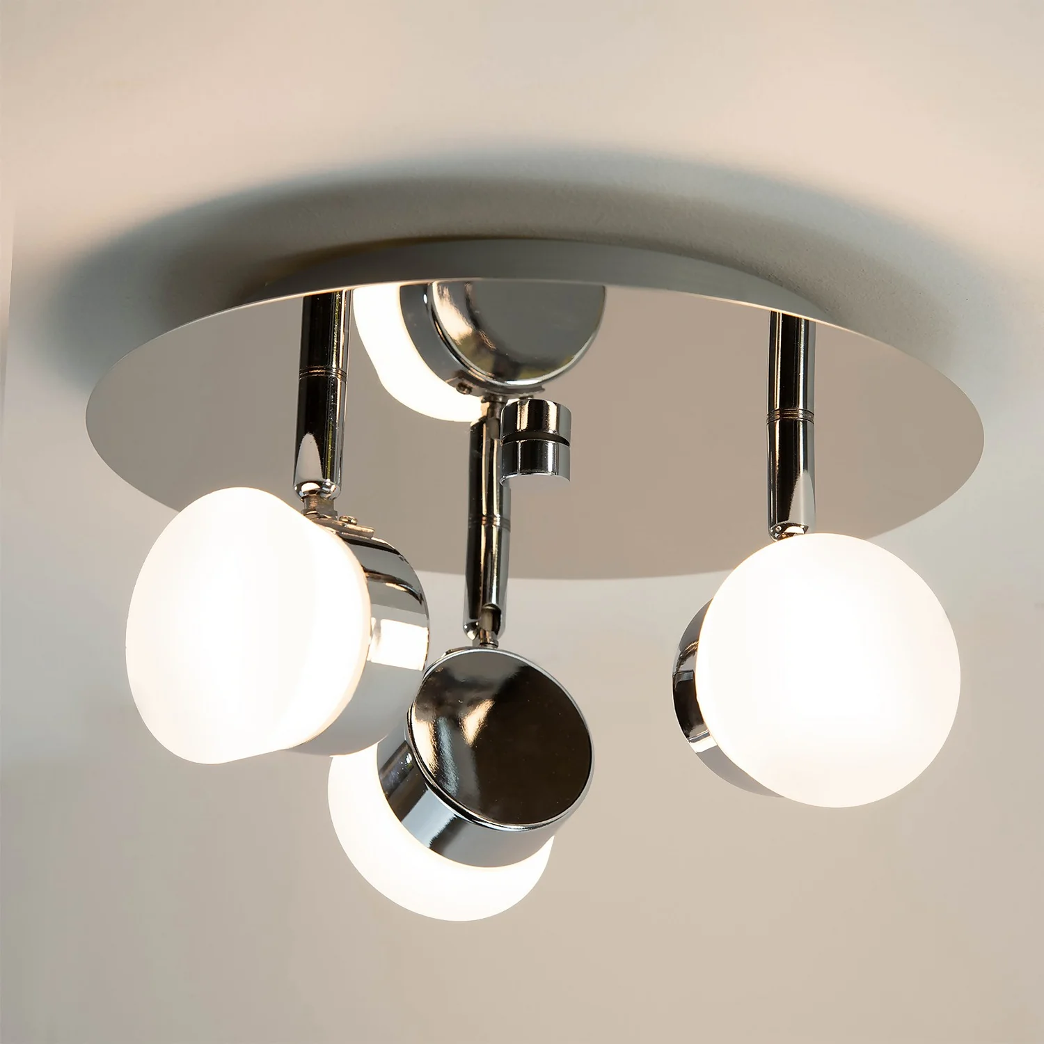Paisley LED Bathroom Round Plate Spotlight - 3 X 4.5W - Image 6