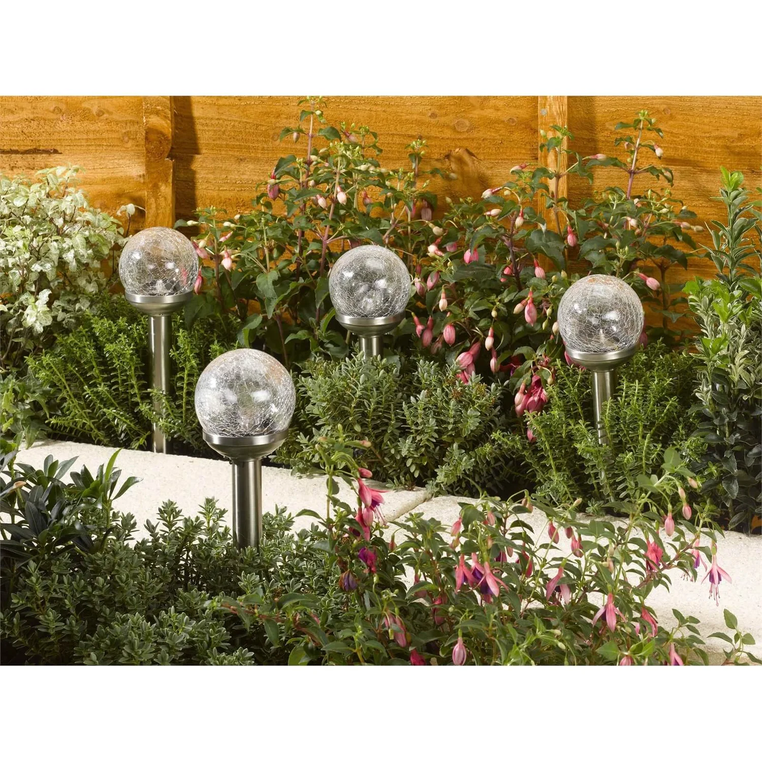 Crackle Ball Solar Outdoor Stake Light - 8cm - Image 3