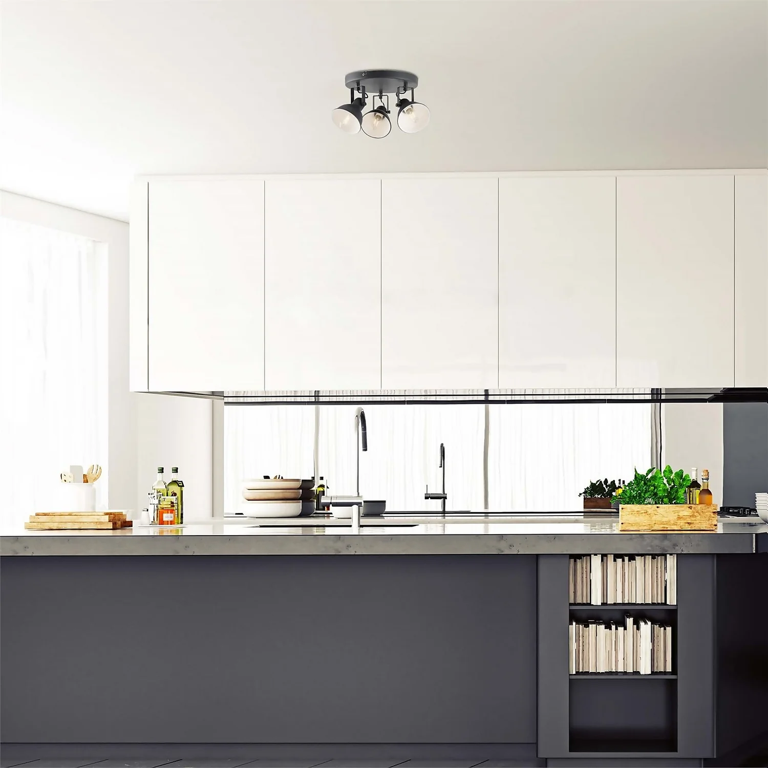 Emily 3 Lamp Spotlight Ring - Black - Image 2