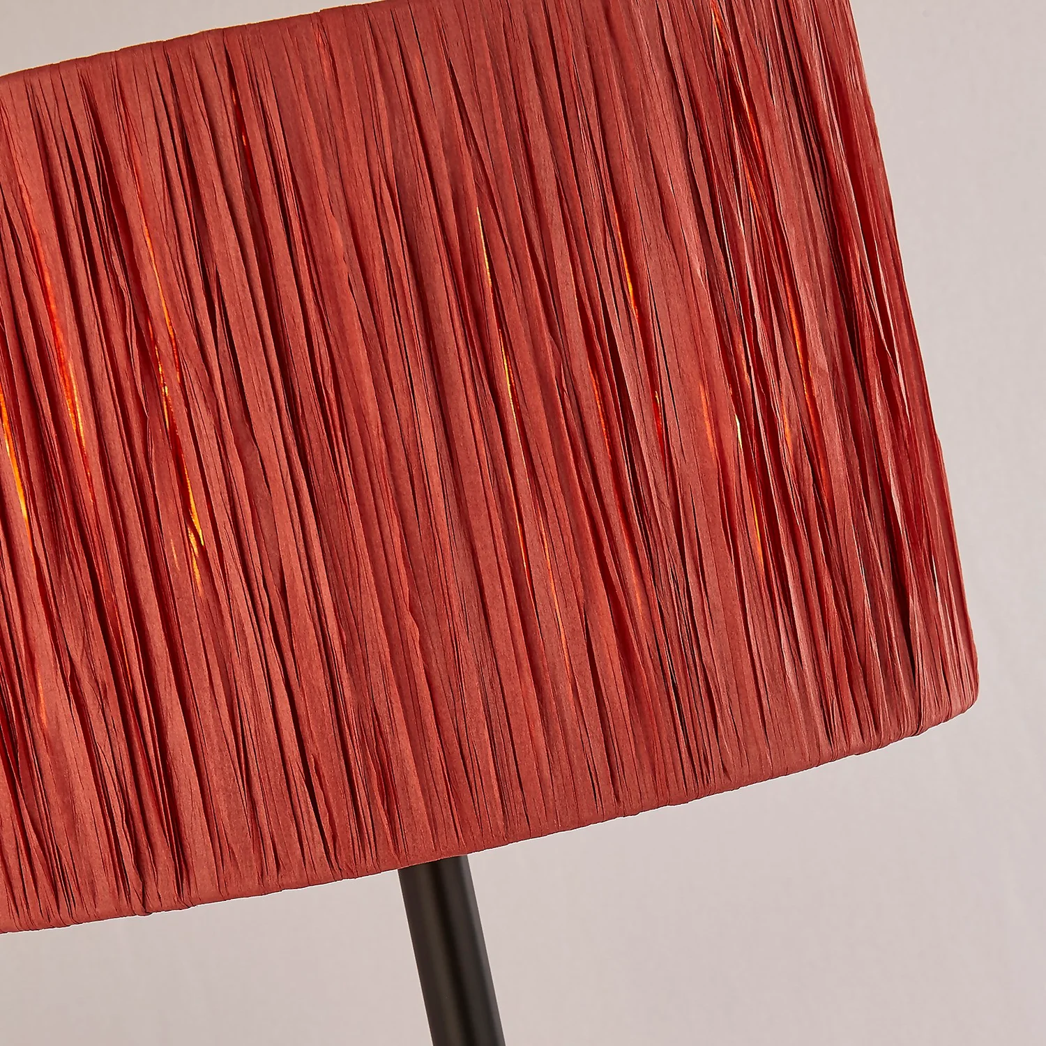 Raffia Table Lamp - Pink & Black - Image 4